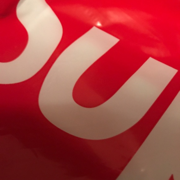 HYPEBEAST MYSTERY BOX-NO BULLSHIT - Picture 1 of 1